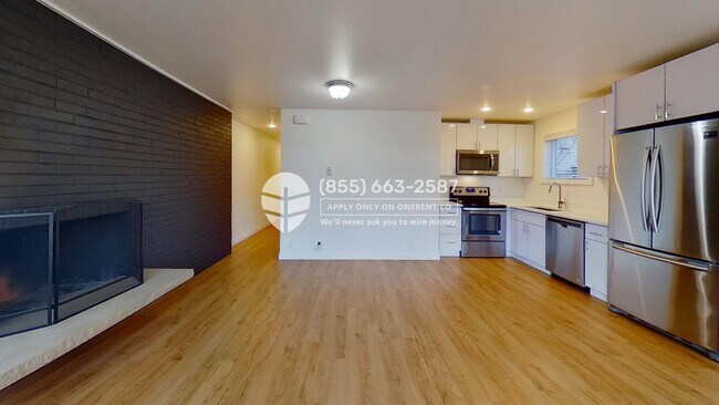 Primary Photo - 3521 S Leschi Pl