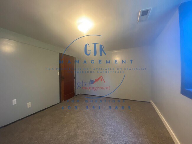 Building Photo - 6113 N 24th St