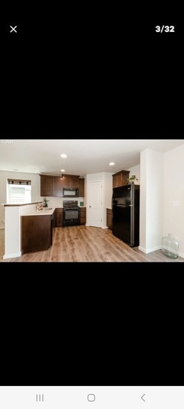 Good size pantry - 280 Forest Ln