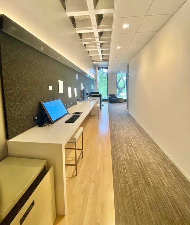 Building Photo - 505 N Lake Shore Dr