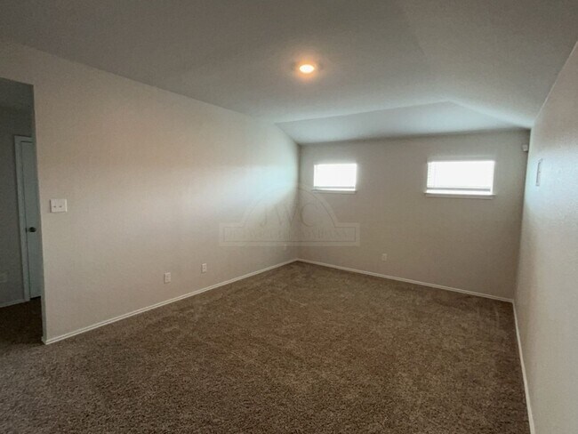 Building Photo - 9611 Murandy Dr