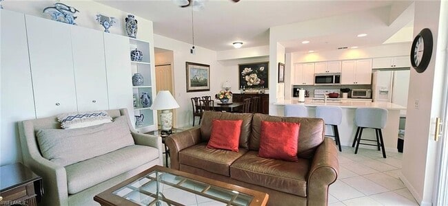 Building Photo - 16615 Lake Cir Dr