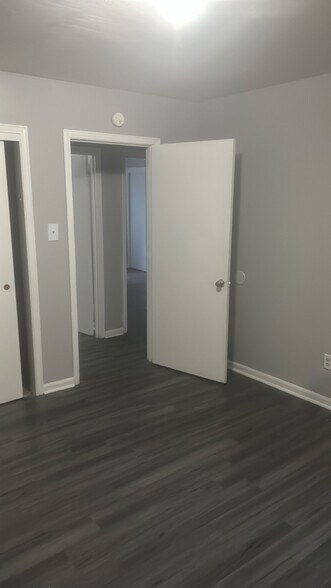 Building Photo - 4151 Slumber Ln