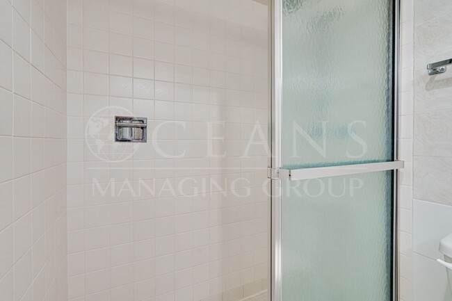 Building Photo - Oceanfront 2BR/2BA High-Rise Condo – Dayto...