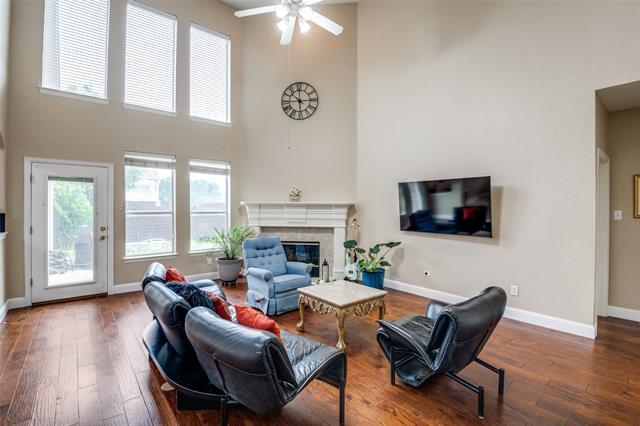 Building Photo - 14823 Blakehill Dr