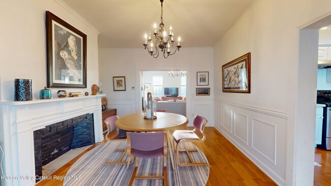 Building Photo - 34 Ely St