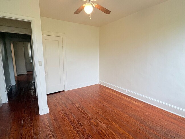 Building Photo - 3209 Guilford Ave