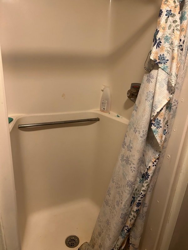 Building Photo - 40 W Lamoka Ave