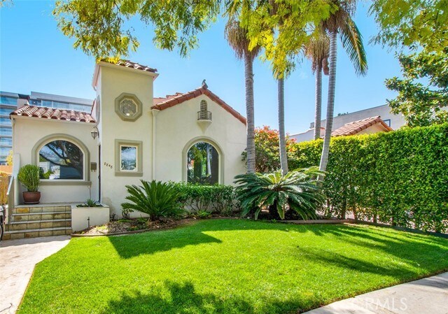 Building Photo - 8848 Ashcroft Ave