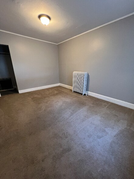 Building Photo - 1 Macnaughton Ave