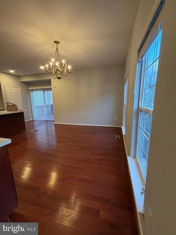 Building Photo - 6641 Creek Point Way