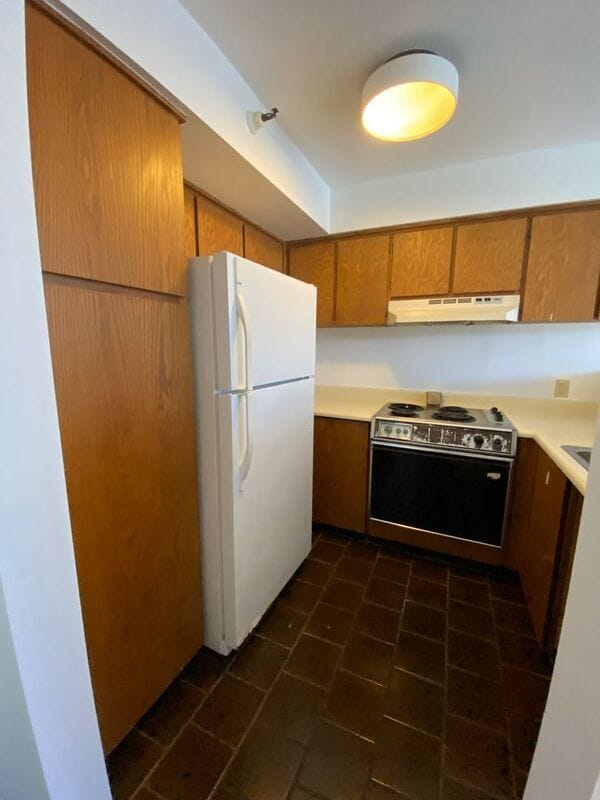 Building Photo - 930 Kaheka St