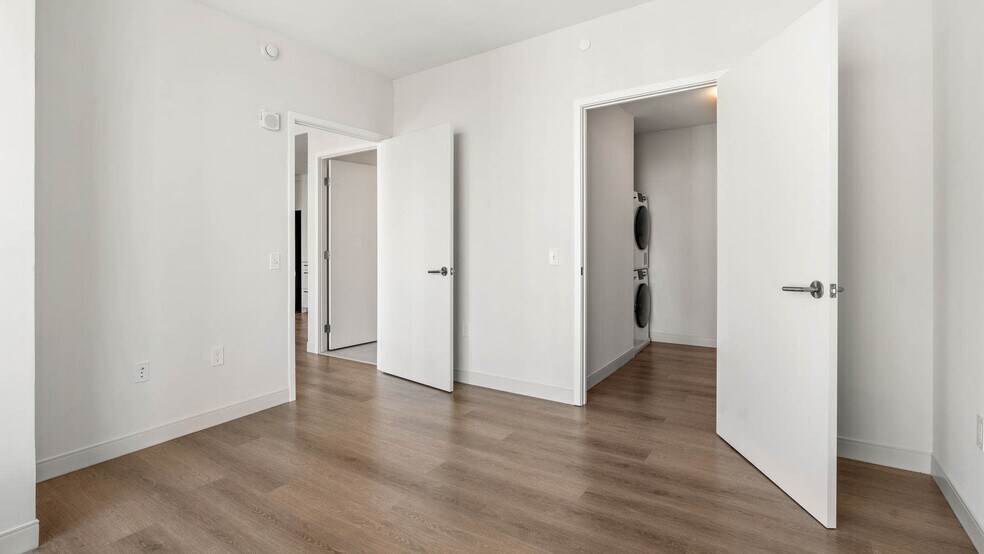 Building Photo - 35 Lomasney Wy