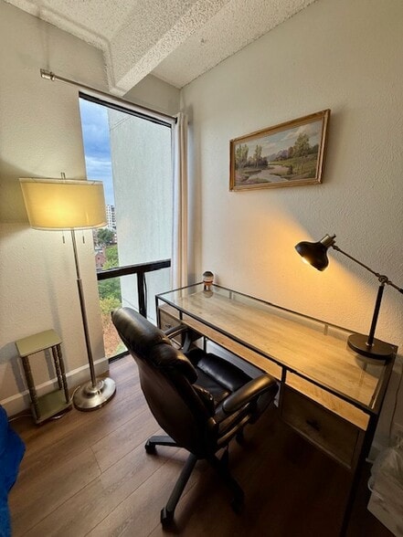 Building Photo - 777 N Washington St