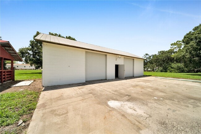 Building Photo - 2950 Packinghouse Rd