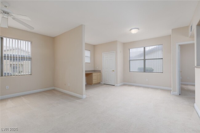 Building Photo - 8000 W Badura Ave