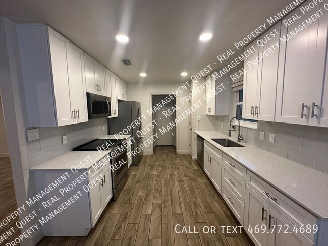Building Photo - 5100 Eagle Nest Dr