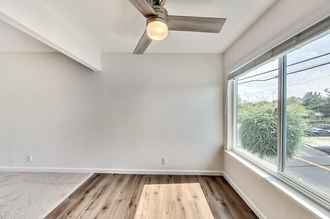 Building Photo - 897 Northrup St