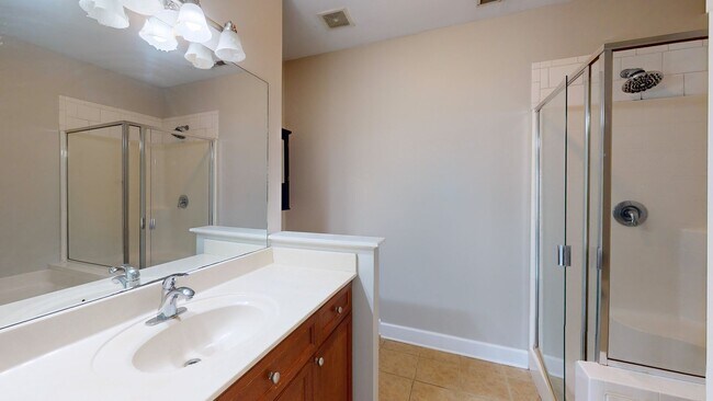 Building Photo - Lenox Village 2 Bedroom