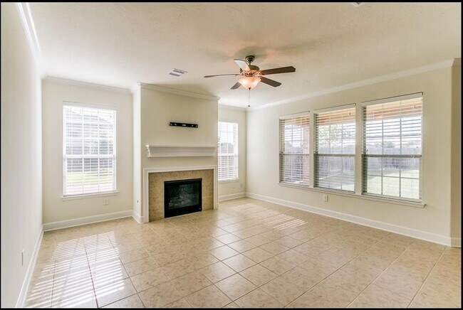 Building Photo - 16442 Williamstown Dr