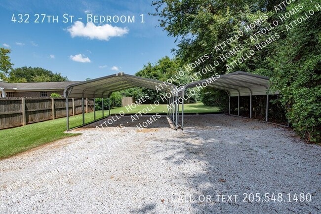 Building Photo - 432 27th St