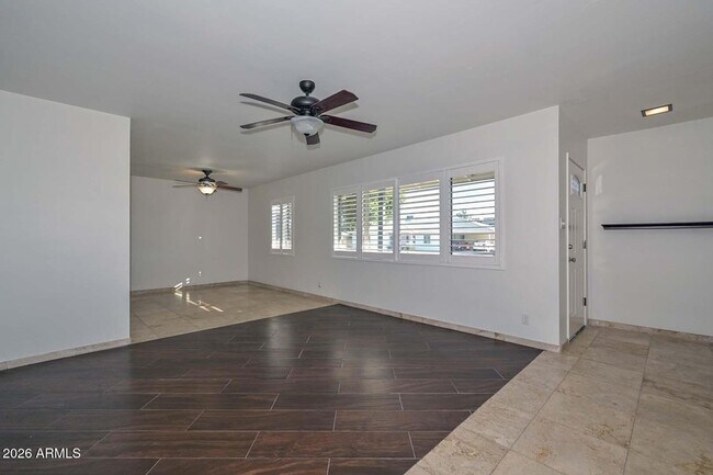 Building Photo - 6816 E Coronado Rd