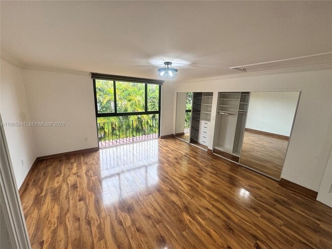 Building Photo - 3994 Estepona Ave