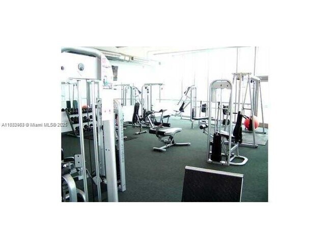 Building Photo - 888 Biscayne Blvd