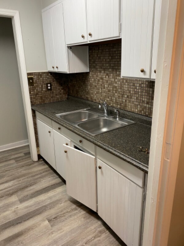 Building Photo - 361 Belmont Dr