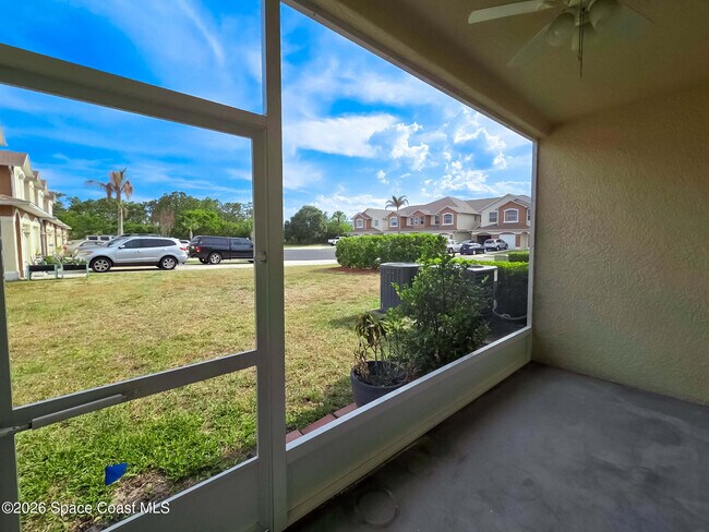 Building Photo - 1015 Venetian Dr