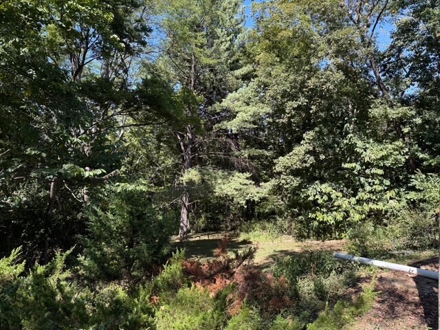 Building Photo - Lindbergh Schools 3BD 2.5 Bth Open Floor Plan