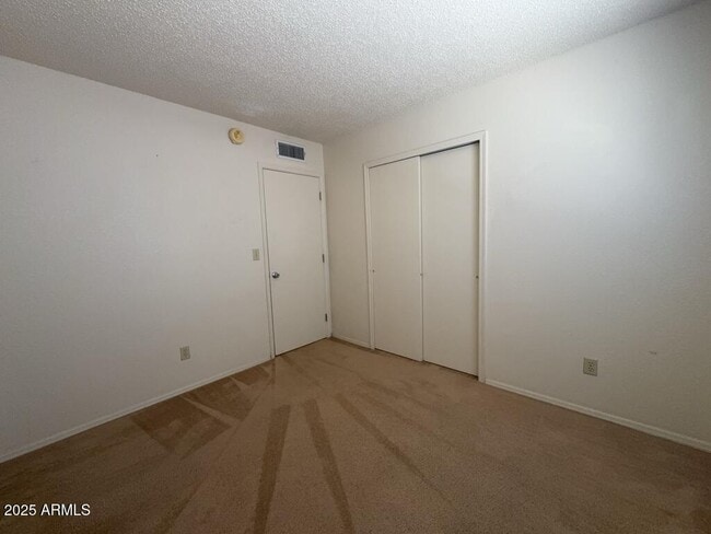 Building Photo - 797 S Sunset Vista Dr