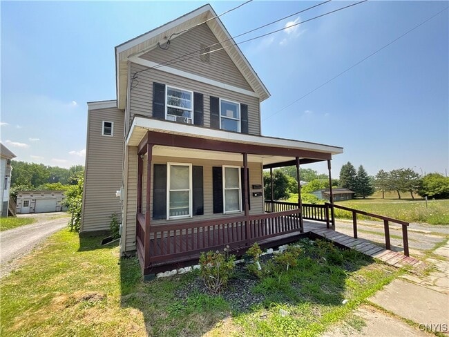 Primary Photo - 377 W Main St