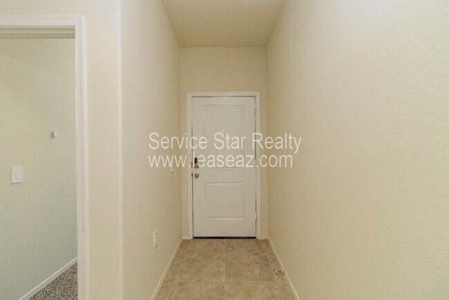 Building Photo - 24875 N 183rd Dr