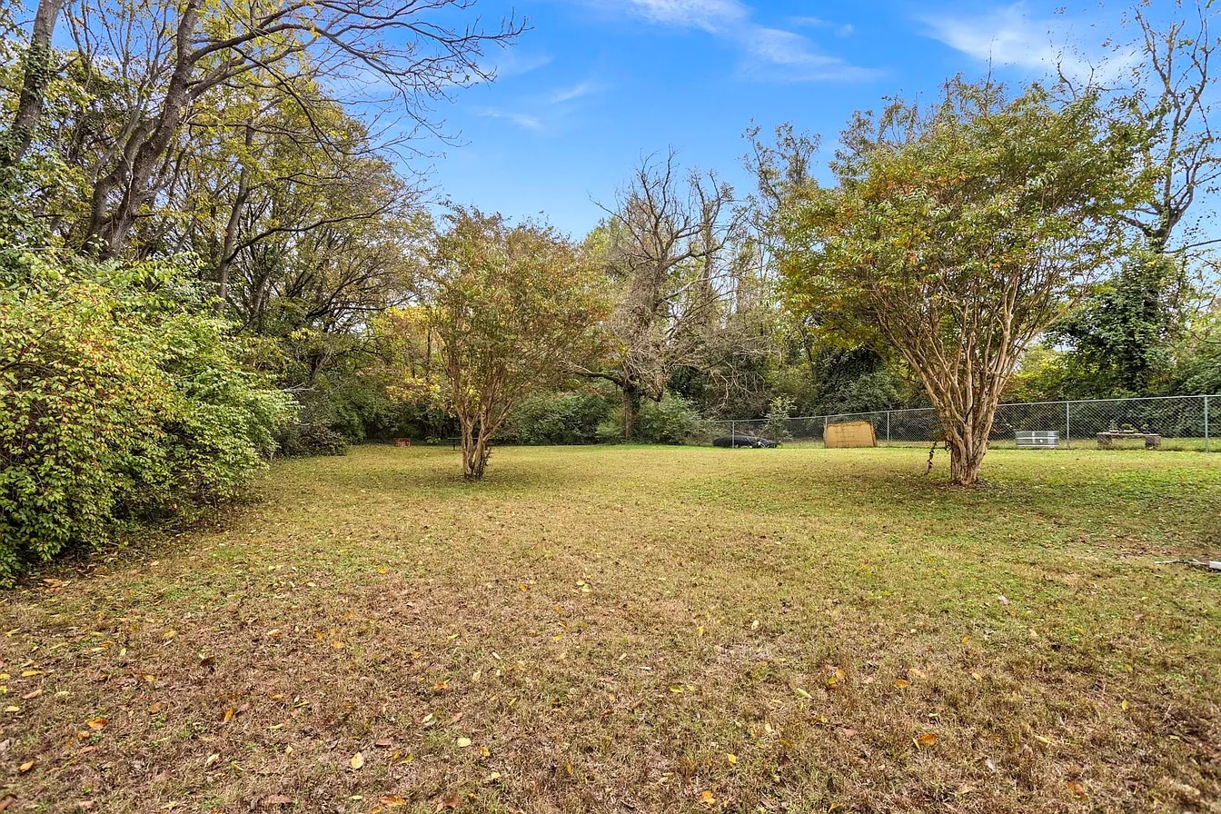 Building Photo - 100 Sadler Ct