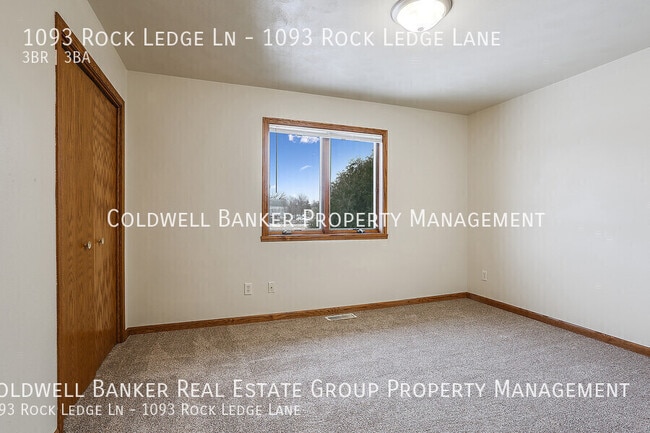 Building Photo - 1093 Rock Ledge Ln