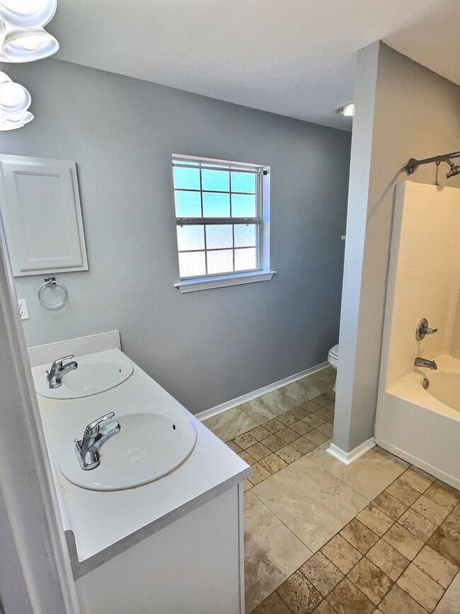 Building Photo - Ocean Springs home in the Waterford Village Subdivision!