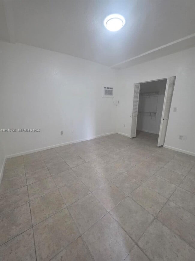 Building Photo - 10861 NW 22nd Ct