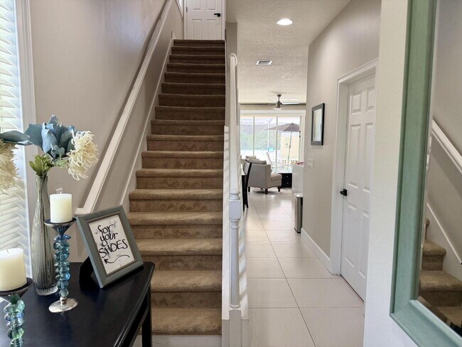 Building Photo - Furnished 3BR Townhome in Clermont