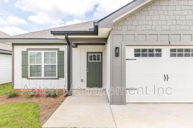 Building Photo - 2141 Houston Lake Rd