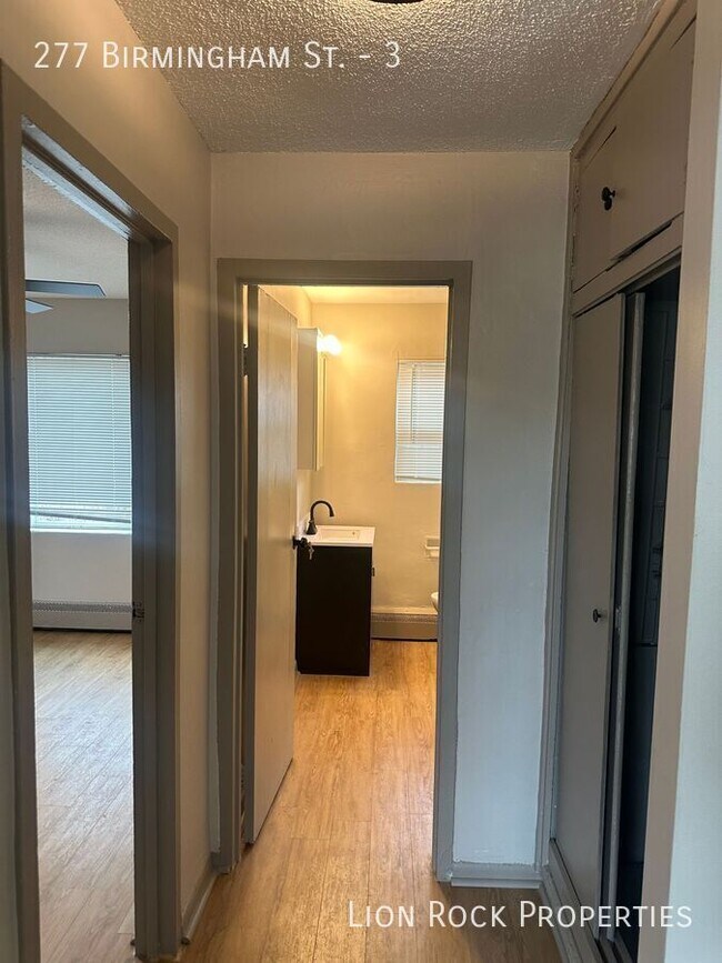 Building Photo - 277 Birmingham St