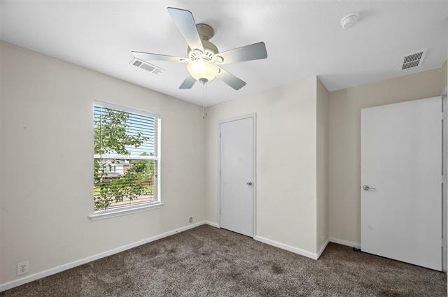 Building Photo - 2504 Deer Run Ct