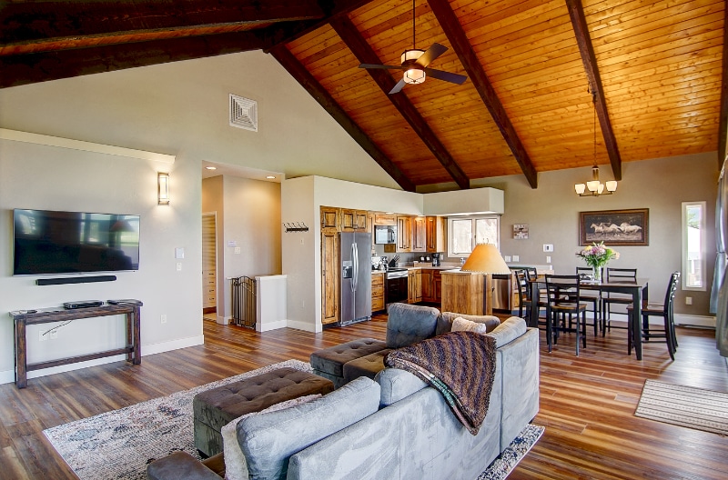 Building Photo - 31095 US-40