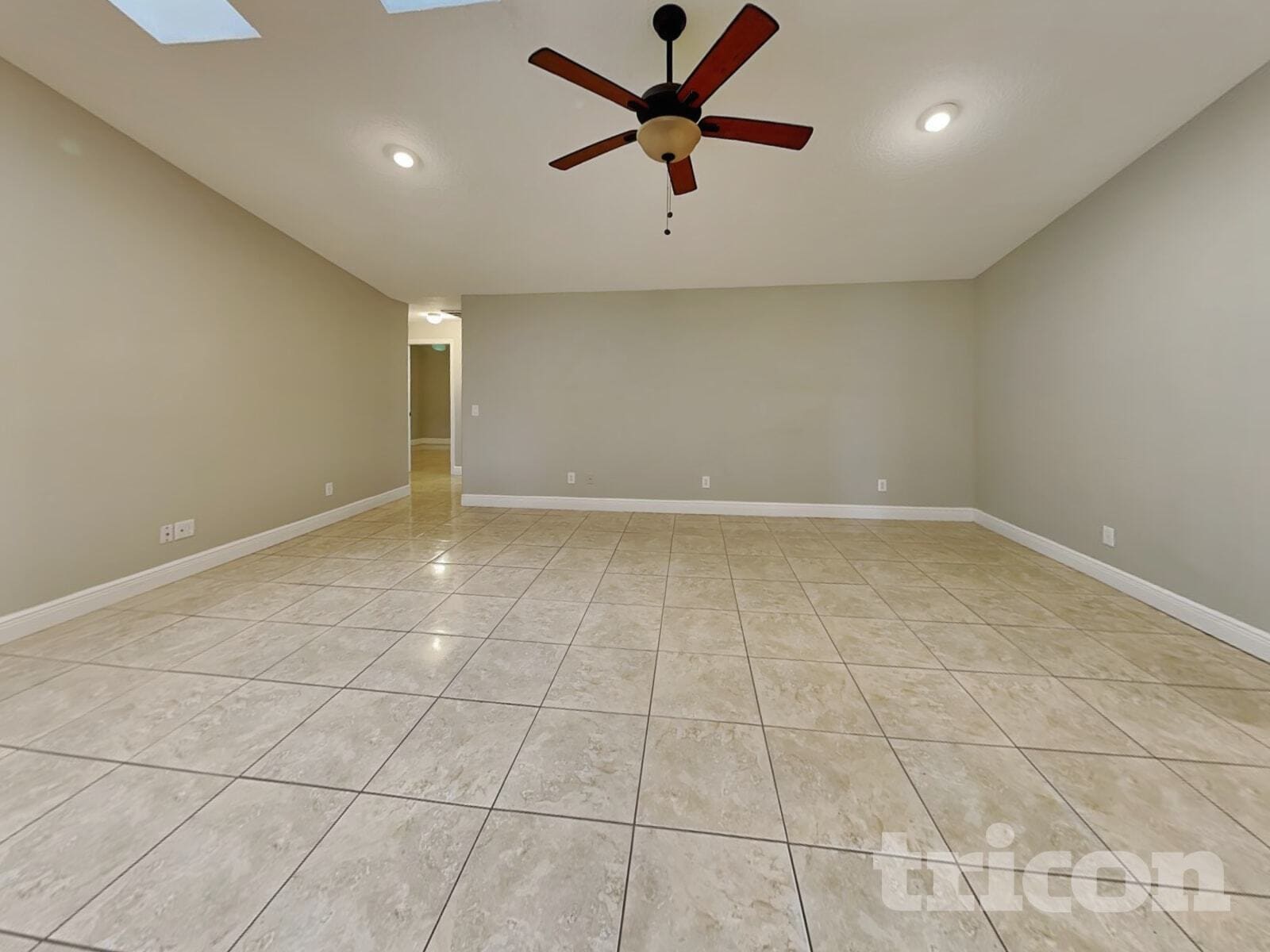 Building Photo - 6517 Seafairer Dr