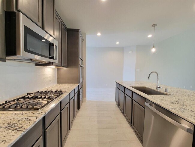 Building Photo - 23622 Iris Field Ct
