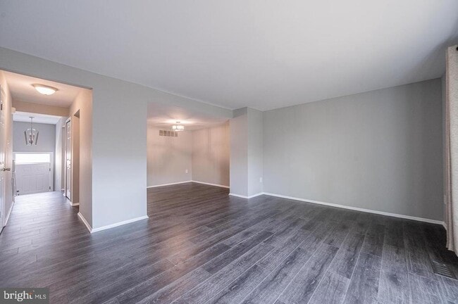 Building Photo - 10716 Cordage Walk