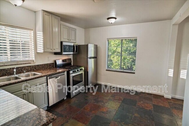 Building Photo - 5505 Colfax Ave