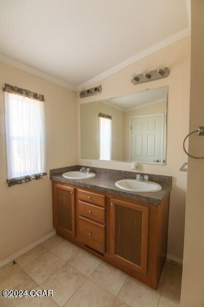 Building Photo - 2331 S Joplin Ave