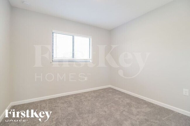 Building Photo - 446 Rayford St