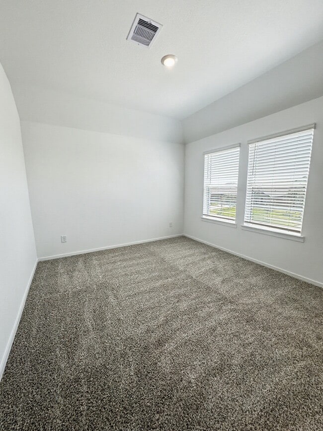 Building Photo - 3230 Coral Bluff Dr